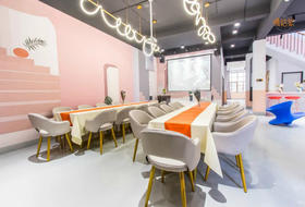 武汉慢姑娘蜜糖主题别墅轰趴