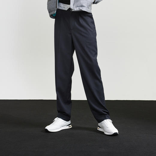 Unawares. FW20 LOGO印花腰衬单褶标准长西裤 商品图0