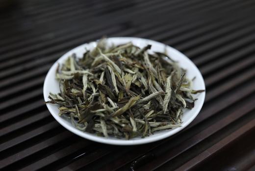 福鼎白茶 小城之春 2010年原料 特级白牡丹 蜜韵 50g/盒 商品图2