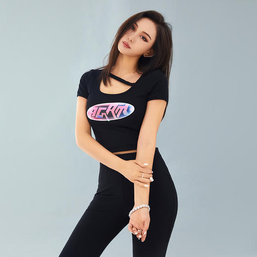 AGAM 20SS 设计感个性印花性感方领镂空修身露脐短袖T恤女潮 商品图2