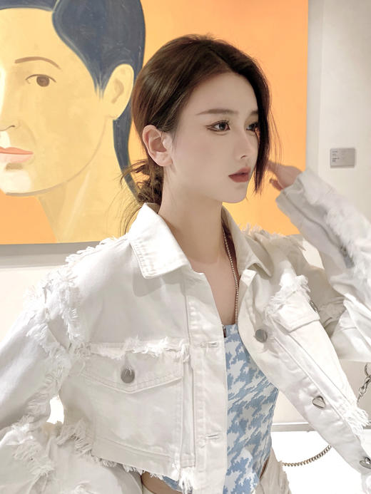 AGAMSTUDIO 21SS原创 可拆卸链条设计感毛边白色百搭牛仔短外套女 商品图3