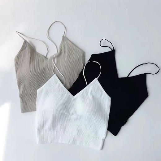 专属
【两件仅需59元 】性感大U美背吊带背心 超弹透气面料 穿着不闷热！3D按摩胸垫 睡觉也可以穿 商品图5