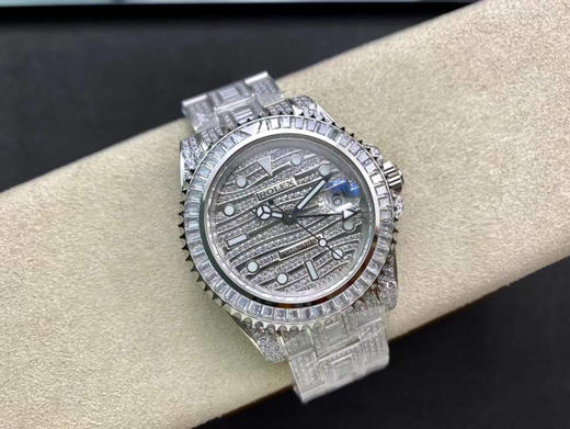 奢华NOOB挑战新高度——还原史上昂贵的 劳力士满天星腕表——劳力士 满钻 格林尼治型II的密镶钻特别款——ROLEX116769TBR-74779B【表壳】腕表尺寸40mm 商品图13