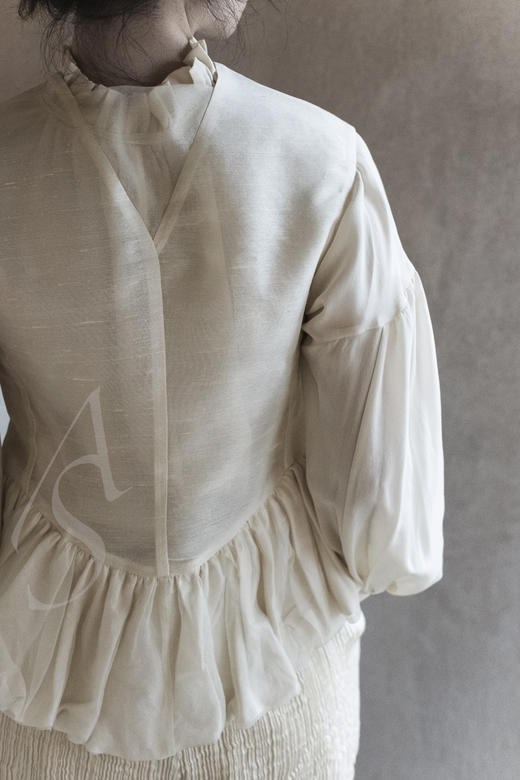 Renlisu 浅麦色丝质花苞背心 商品图2