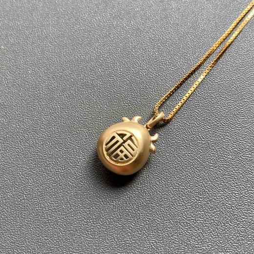 高冰种翡翠蛋面抱抱牛吊坠18k黄金钻石黑玛瑙镶嵌 商品图5