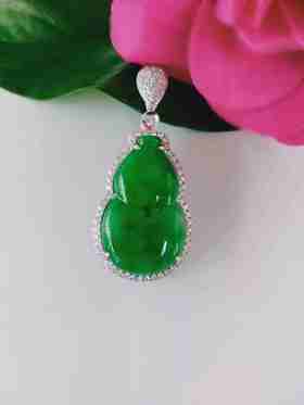 1F泰源丰翡翠吊坠
