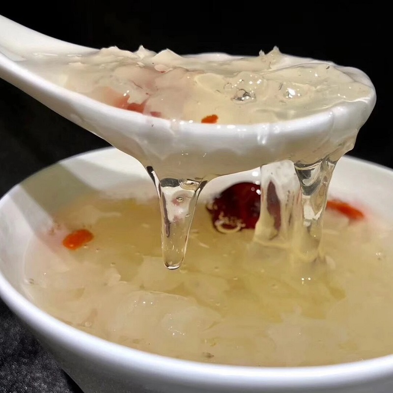 【米仓山野外生长银耳】