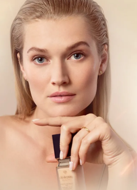  全新 | CPB首款哑光养肤粉底 