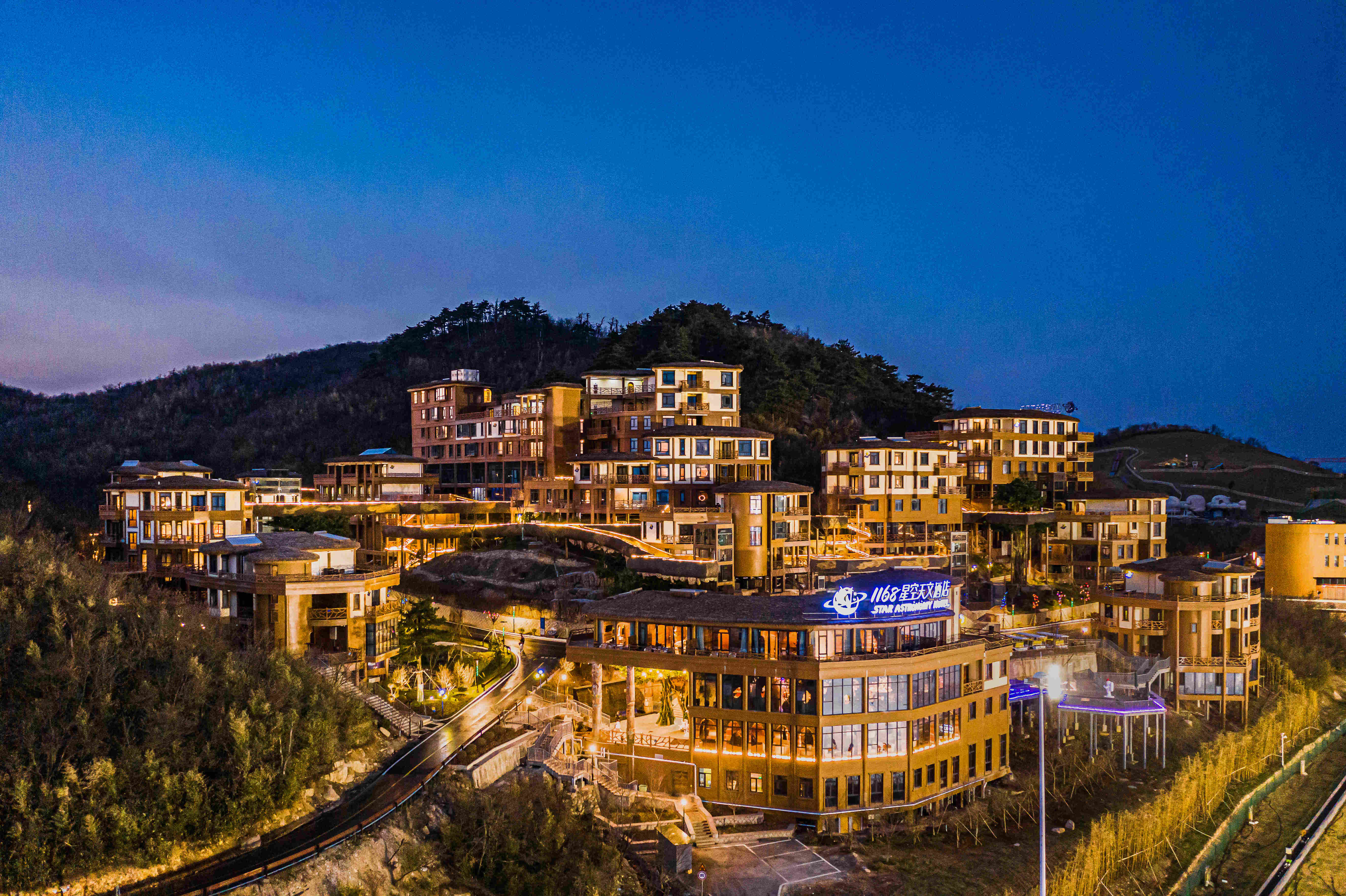 【预售房券】安吉云上草原1168星空天文酒店★逐梦星空,幽光如梦