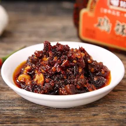 苗姑娘 鸡辣椒酱 自制开胃菜下饭酱750g 商品图1
