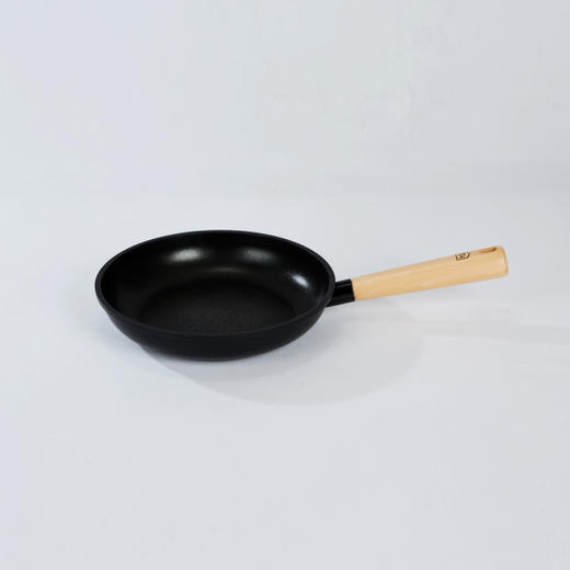 [现代住宅] 新款 省油的感应钛涂层 平底锅 煎锅 24CMJPY带授权招加盟代理 商品图0