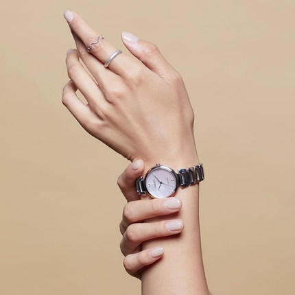 西铁城日本官方正品时尚贝母盘玫瑰金色钢带光动能女表EM0854-89Y 商品图3