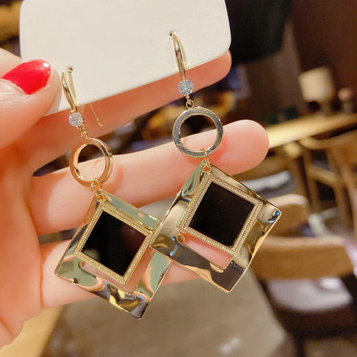 JU-B304欧美简约大气夸张个性时尚耳环2021新款菱形方形几何耳钩耳饰 商品图0