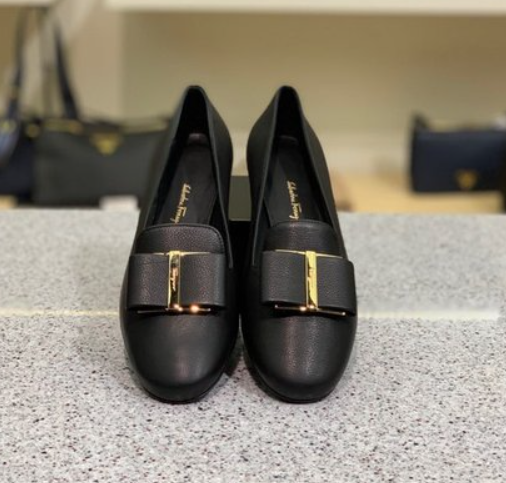 奥莱Ferragamo Sarno平底01N280 684335黑色鞋JPY带授权招加盟代理