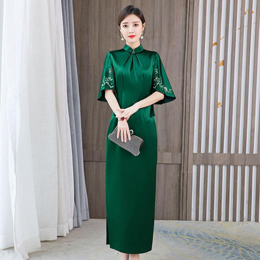 AHM-2939连肩斗篷式优雅绣花旗袍连衣裙 商品图1