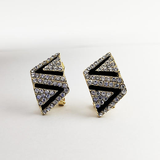 JU-D9580新款潮耳环女网红气质小巧黑色条纹耳钉韩国满钻棱形耳扣 商品图4