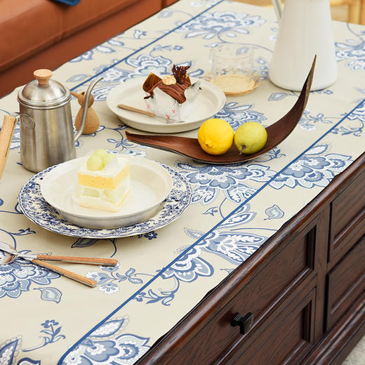 靛蓝唐草现代简约北欧轻奢茶几巾 商品图1