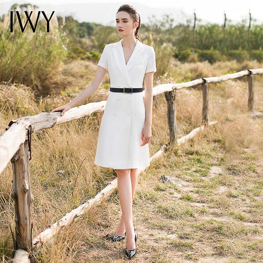 IWY/气质白色短袖连衣裙女高端职业装双排扣商务正装显瘦通勤西装套裙Q12096+YD-096 商品图2