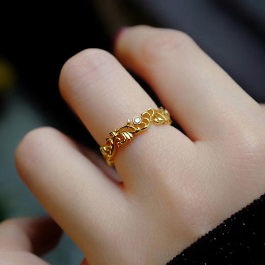 龢盒原创 18k金镶钻忍冬纹古典戒指 商品图3