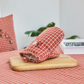 [现代住宅] 新款 韩国 刺绣厨房手套 红色 格纹隔热手套JPY带授权招加盟代理