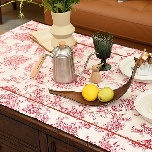 红色藤蔓田园美式轻奢桌旗茶几巾 商品图1
