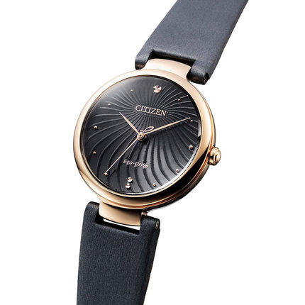 西铁城官方正品白色缎绣皮花纹表盘光电能时尚休闲女表EM0853-14H 商品图2