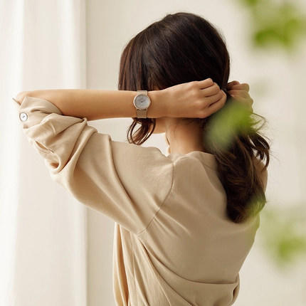 西铁城日本官方正品时尚简约设计舒博钛钻石镶嵌光动能女表EG7072-19X 商品图4