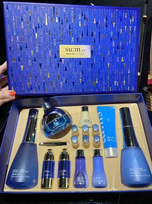 特别版sum:37°呼吸水漾补水滋润保湿安瓶*6升级套装爽肤水乳液 商品图1