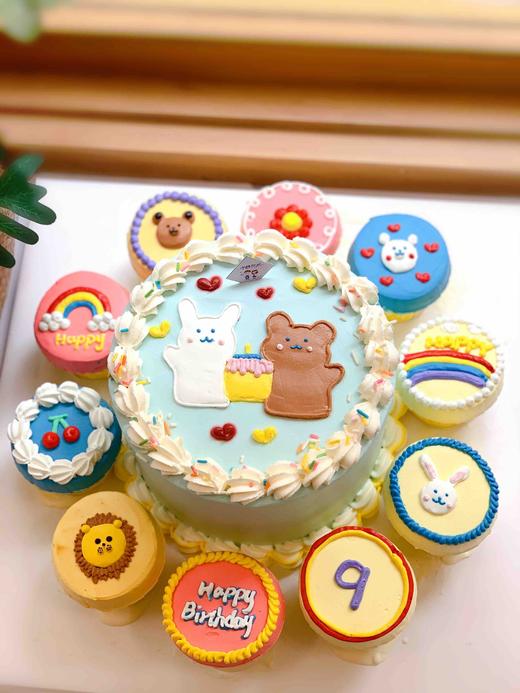 手绘奶油蛋糕➕十个奶油纸杯 下单前请仔细阅读商品详情 商品图1