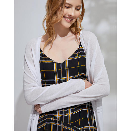 EITIE爱特爱春季新款通勤纯色简约长款薄透针织开衫外套女66101817 商品图3