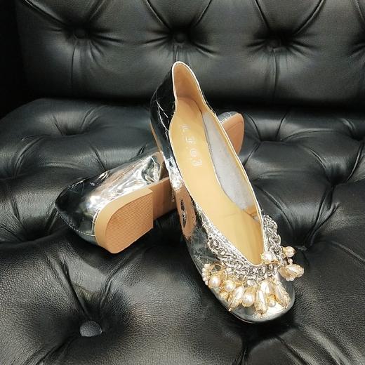 LFGJ  13001 女鞋平底仙女风真皮链条珍珠圆头瓢鞋浅口软底单鞋女 商品图3