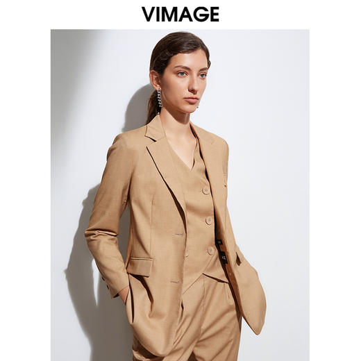 VIMAGE纬漫纪春季新款时尚复古中性百搭通勤显瘦西装外套女VA2103107 商品图2