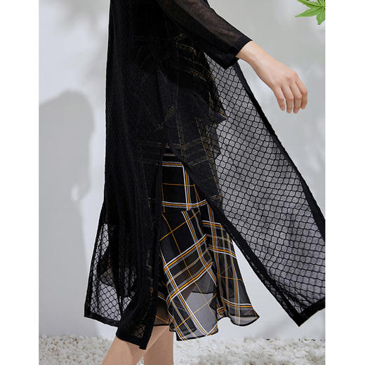 EITIE爱特爱春季新款通勤显瘦百搭简约纯色针织开衫长外套女5901616 商品图3