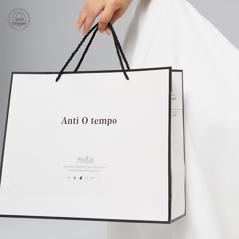 Anti O tempo 大中小手提袋