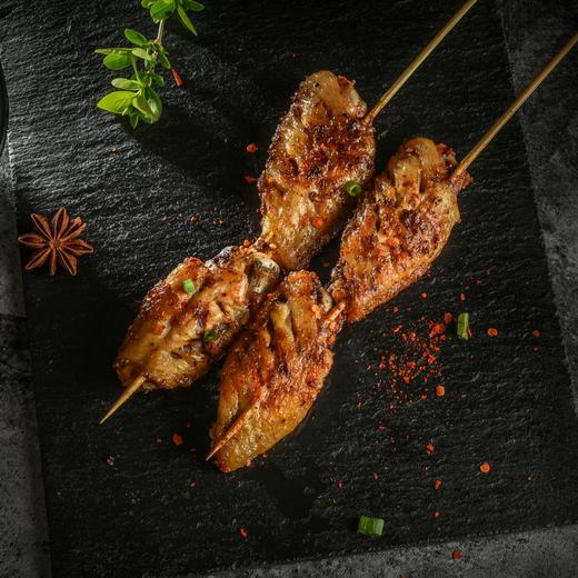 炭烤香辣鸡翅(一份2串，一串2个） 商品图0