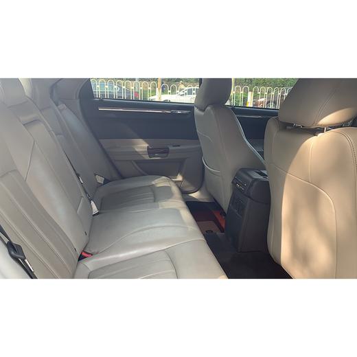 【月租-北京】克莱斯勒 300C 2.7L 豪华领航版 商品图8