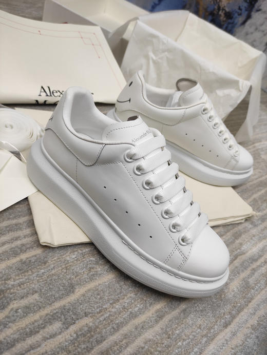 Alexander McQueen新色-白色笑脸 商品图1