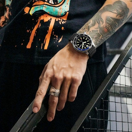 西铁城官方正品不锈钢表壳 PU橡胶表带蓝宝石玻璃表镜200米防水机械男表NY0110-13EB 商品图6