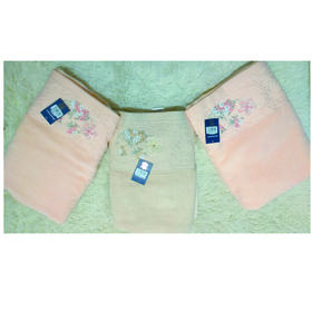 【21.9元/个】金鼎瑞纯棉刺绣浴巾70*140（1223097）