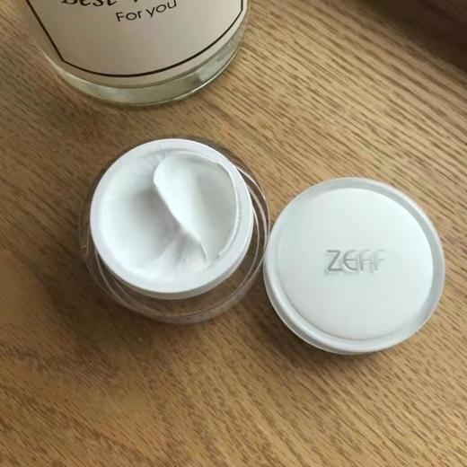 【肌肤修正液 一抹发光肌 】日本zeff素颜霜 亮白嫩肤 提亮肤色 遮瑕修颜 水润保湿 商品图3