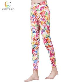 LUM015913露檬瑜伽服九分紧身瑜伽中裤运动裤跑步裤