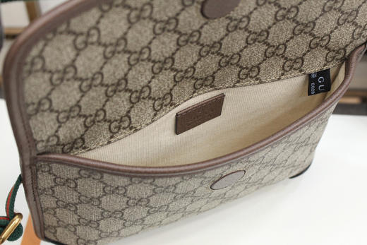 GG经典爆款虎头胸包（原厂皮） 商品图5