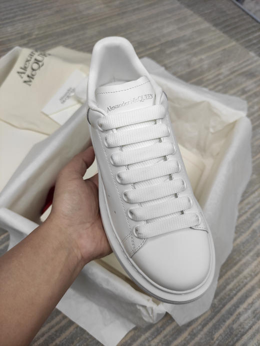 Alexander McQueen新色-白色笑脸 商品图6