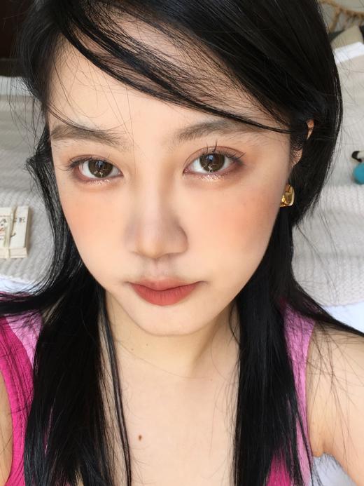 醋醋汁儿同款 HYMORA  美瞳 梨香褐 限价品牌 不使用任何优惠券哦 请各位宝宝谅解  0/525/575-900缺货 可以预定早定早发确保有货 现货直接发每单送一瓶护理液 商品图1