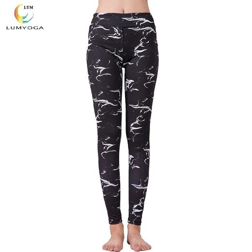 LUM015913露檬瑜伽服九分紧身瑜伽中裤运动裤跑步裤 商品图1