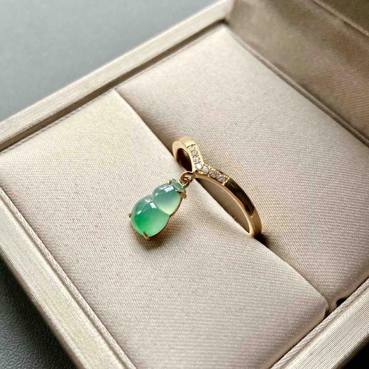 高冰种飘阳绿翡翠葫芦戒指18k黄金钻石镶嵌 商品图4