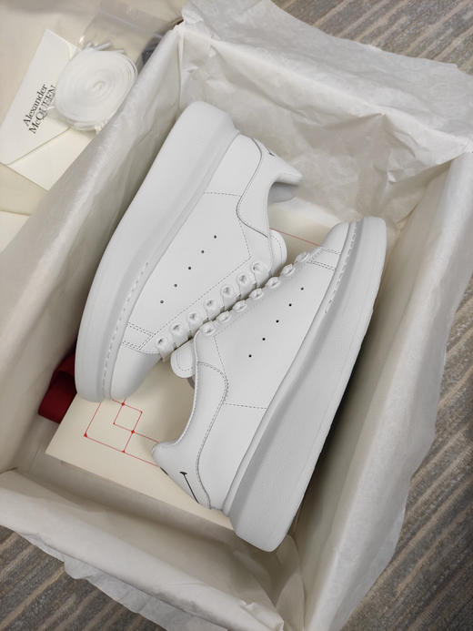 Alexander McQueen新色-白色笑脸 商品图4