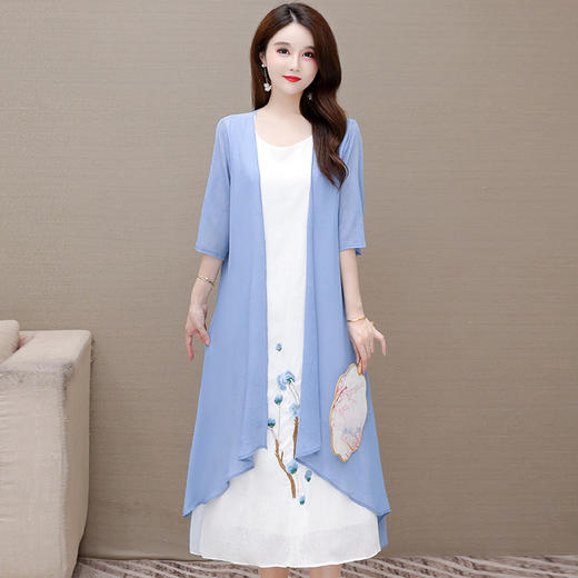 YWE  KED981927七分袖中长款外套气质绣花套裙 商品图2