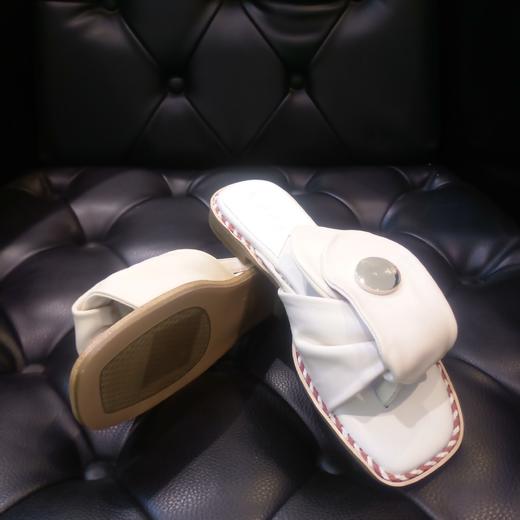 LFGJ  5808舒适牛筋底羊皮女拖 商品图4