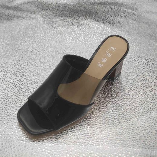 lFGJ 10203时尚漆皮透明胶皮女凉鞋中跟舒适凉拖 商品图0